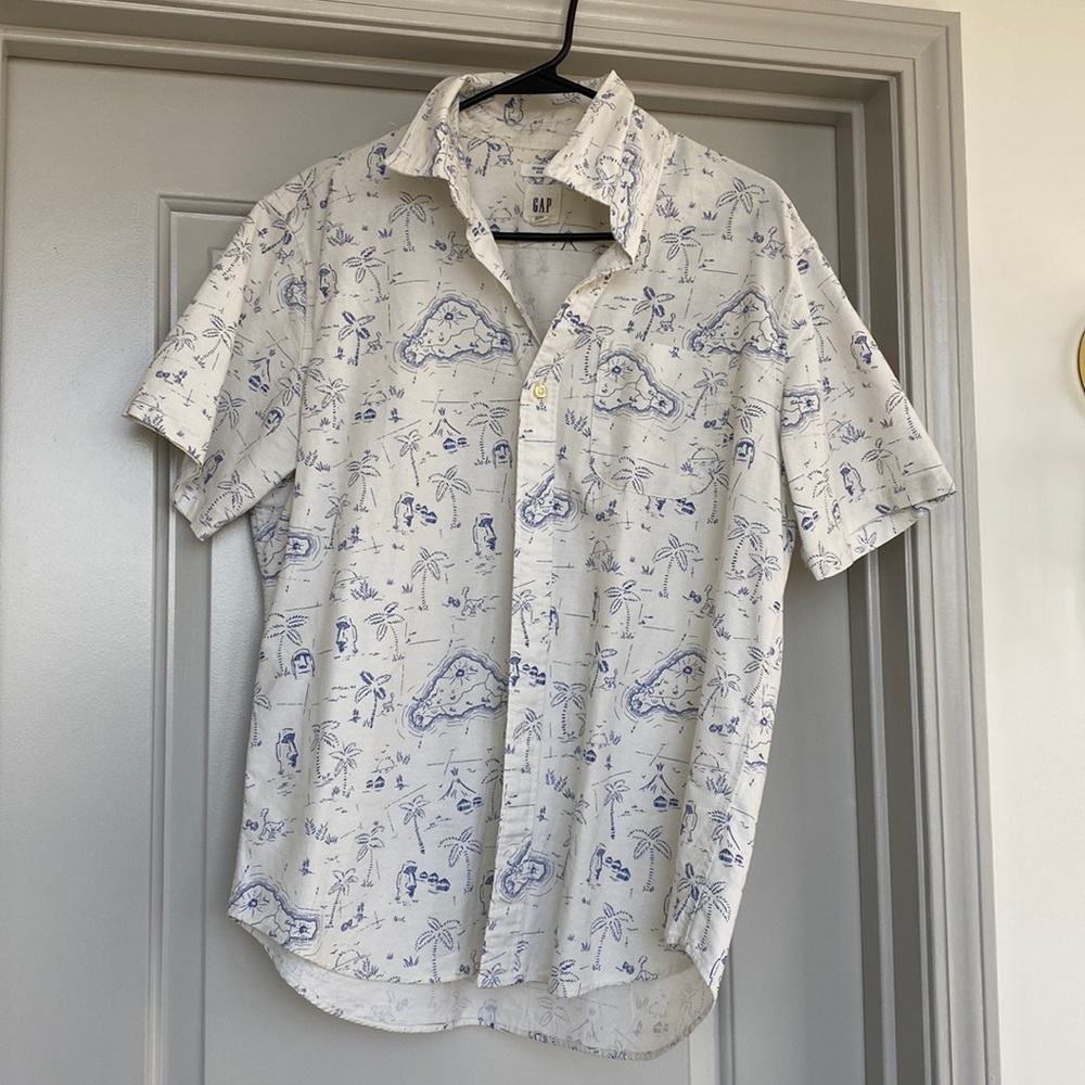 Men’s GAP button up short sleeve